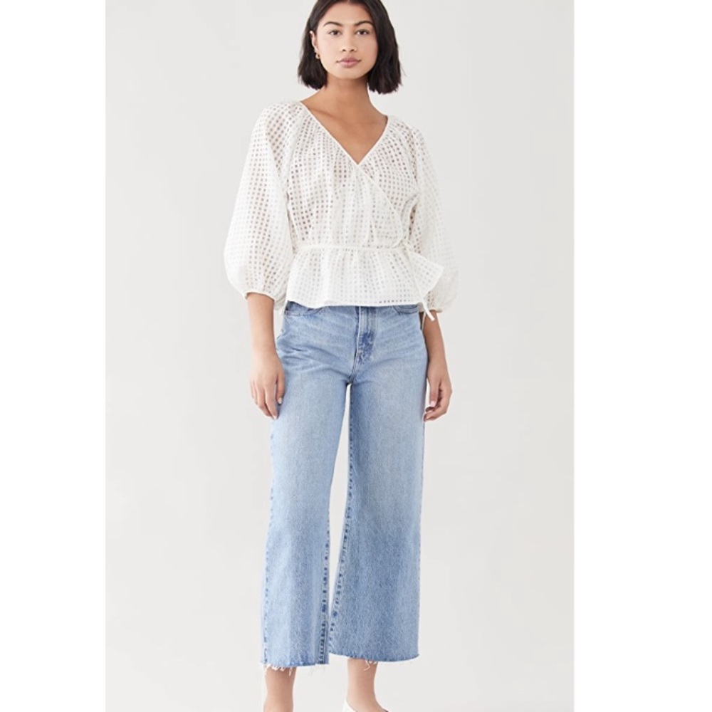 Levi’s Delilah Wrap Puff Sleeved Sheer Top in White Sugar Swizzle Size Small